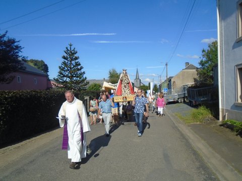 Procession warnach