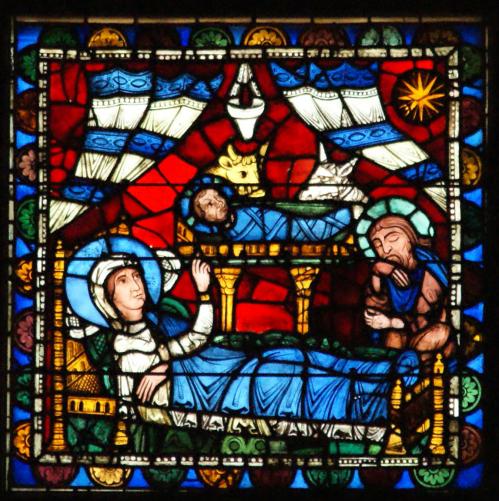 Vitrail nativite chartres